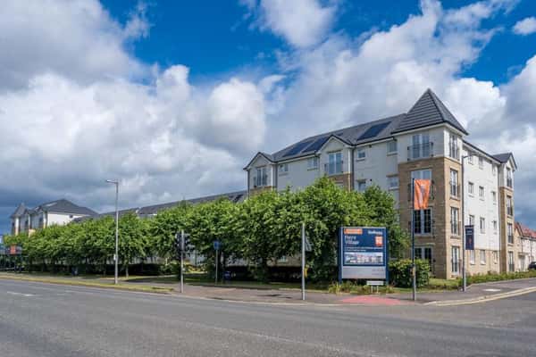 Ferry Village - Image 16