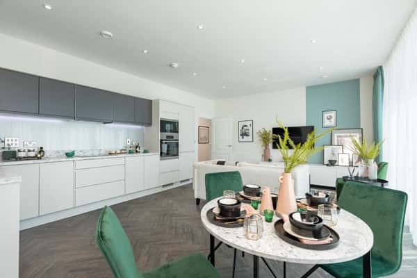 Fielders Quarter - West Circus - Image 7