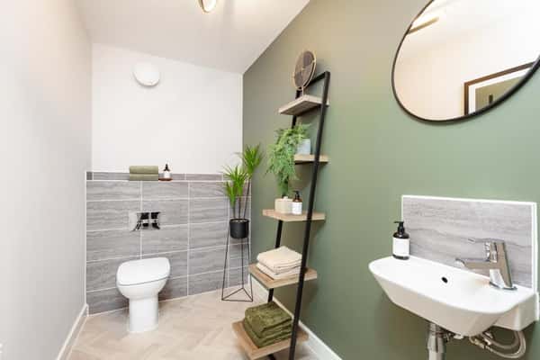 Harbour Village - Image 14