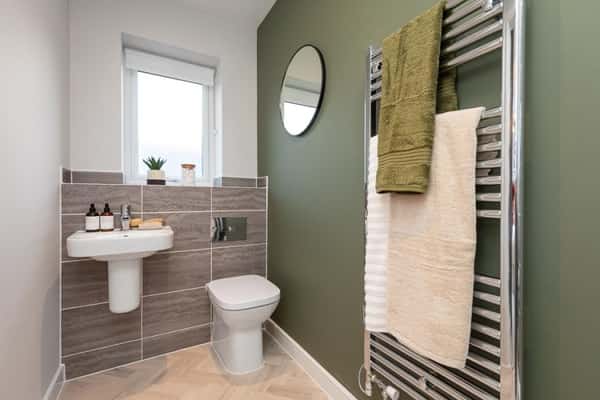 Harbour Village - Image 15