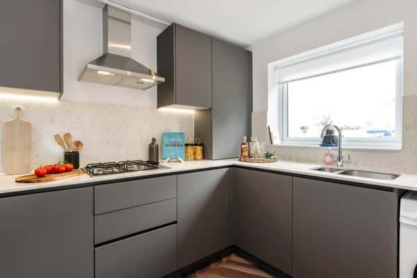 Harbour Village - Image 8