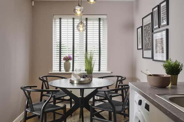 Poppy View - Image 16