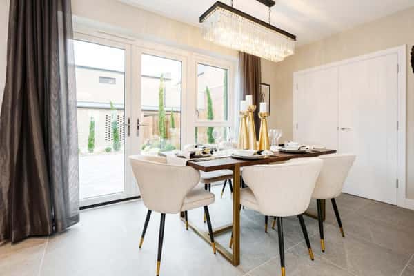 Springstead Village - Image 17