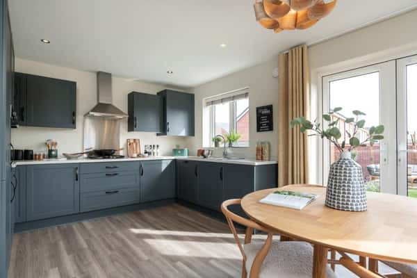 Springstead Village - Image 9