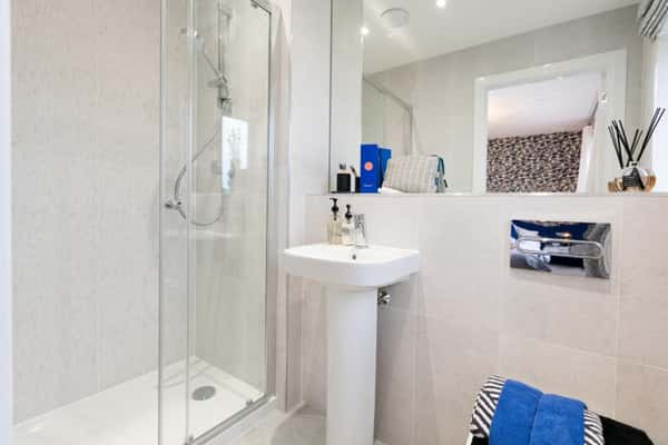 Tattenhoe Park - Image 11