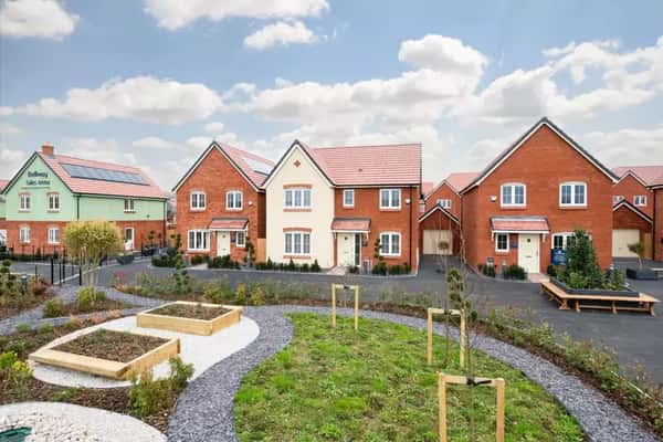 Weavers Fields - Image 3