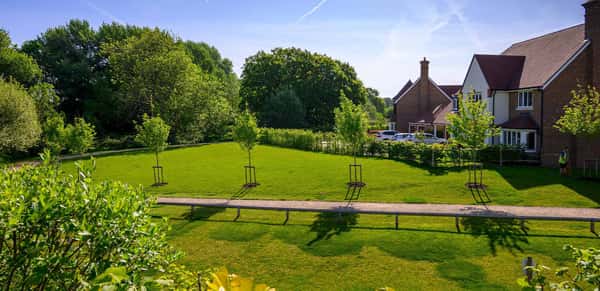 Highwood Village - Image 12