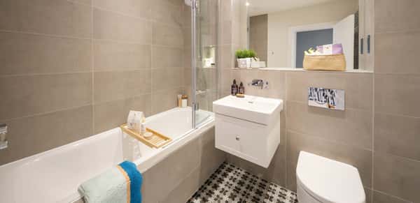 Highwood Village - Image 8