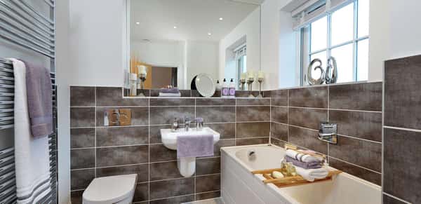 The Avenue - Image 6