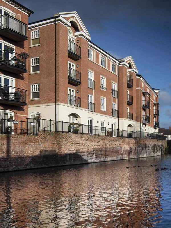 The Waterside at Royal Worcester - Image 4