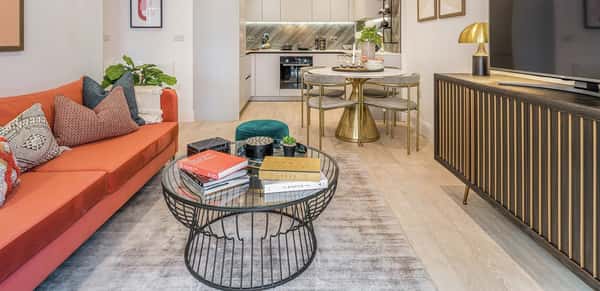 Horlicks Quarter - Image 2