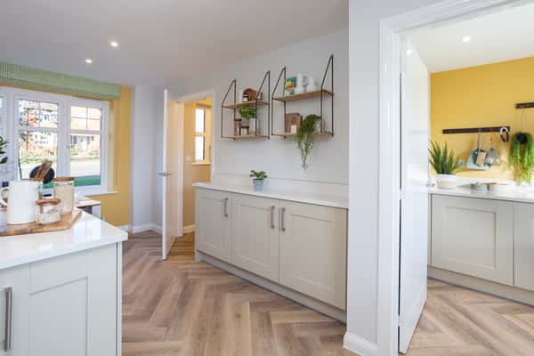 The Crescent - Image 7