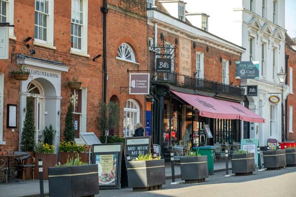 Birchwood, Farnham, Surrey - Image 11