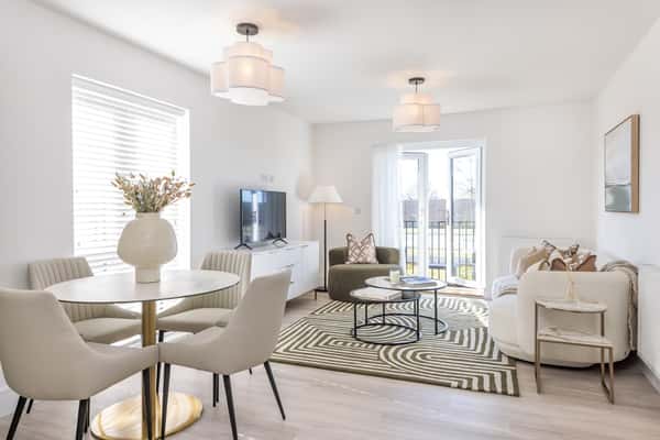 Furzefield (Mowbray Village), Horsham, West Sussex - Image 10