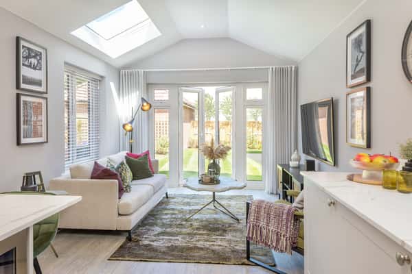 Knights Grove - Image 7