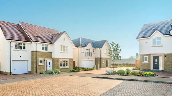 Weaver's Brae, Kirkintilloch, East Dunbartonshire - Image 2