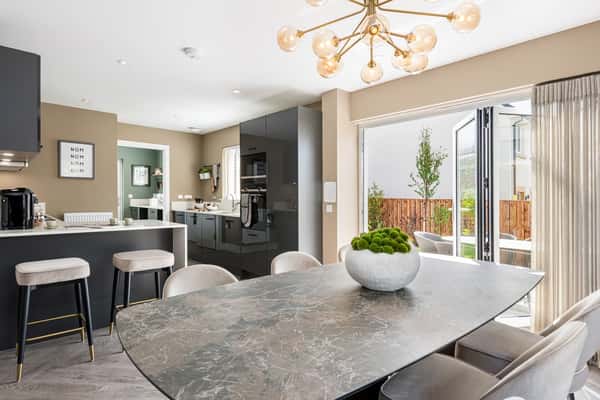 West Craigs, Edinburgh - Image 5