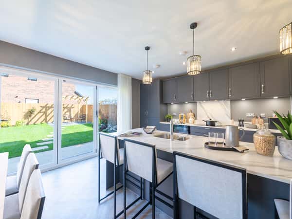 Kingswood - Image 13