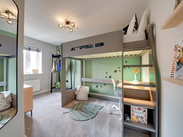 The Avenue - Image 9