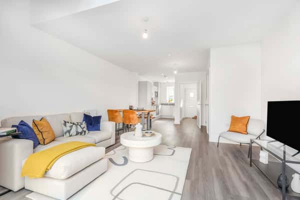 Coopers Hill - Image 8