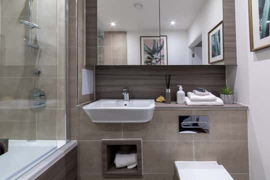 Feature 17 - Image 11