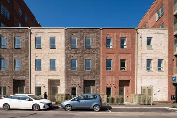 South Oxhey Central - Image 10