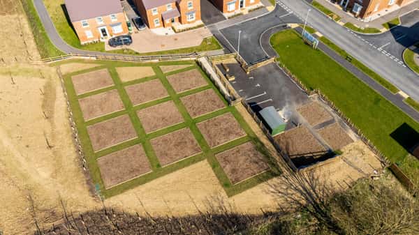 Donnington Heights - Image 7