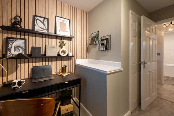 Monarch Green - Image 9