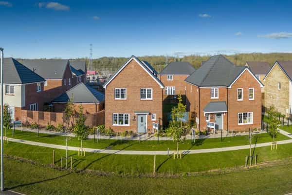 Locke Gardens, Llanwern - Image 6