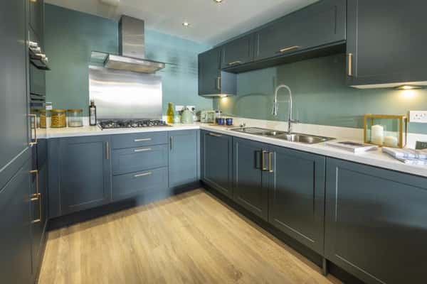 Royal Victoria Court - Image 9