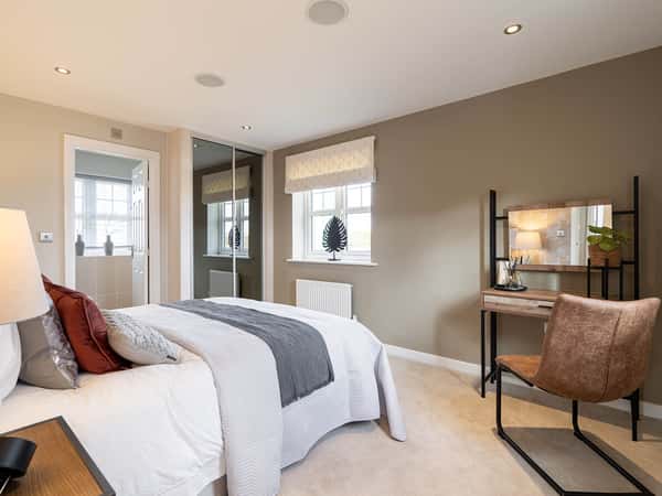 Hampton Green - Image 18