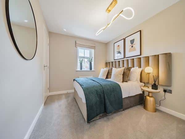 Moorfield Park - Image 3