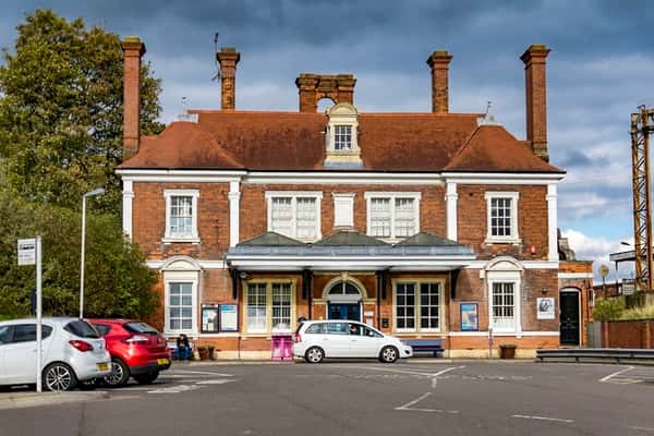 Castle Manor - Image 10