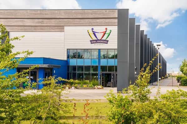 Lark Grange - Image 13