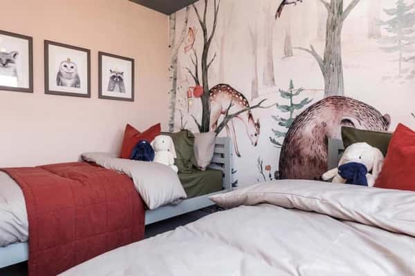 Taylors Green - Image 17