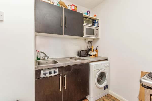 Granville Place, Aylesbury - Image 6