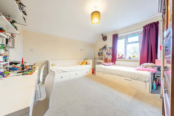 Newark Way, Hendon - Image 8