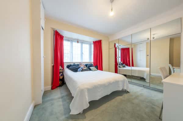 Newark Way, Hendon - Image 9