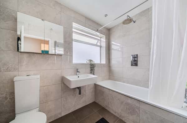 Woodville Road, Barnet - Image 5