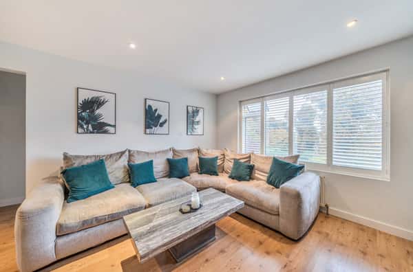 Woodville Road, Barnet - Image 8