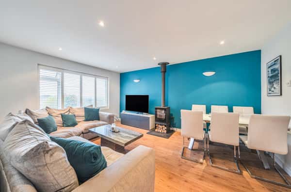 Woodville Road, Barnet - Image 18