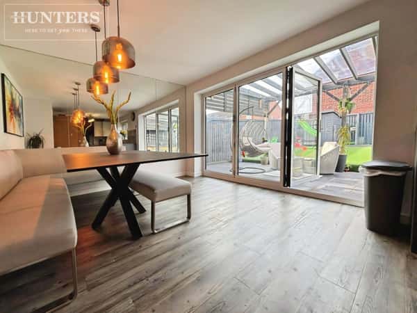 Old Royston Avenue, Barnsley - Image 3