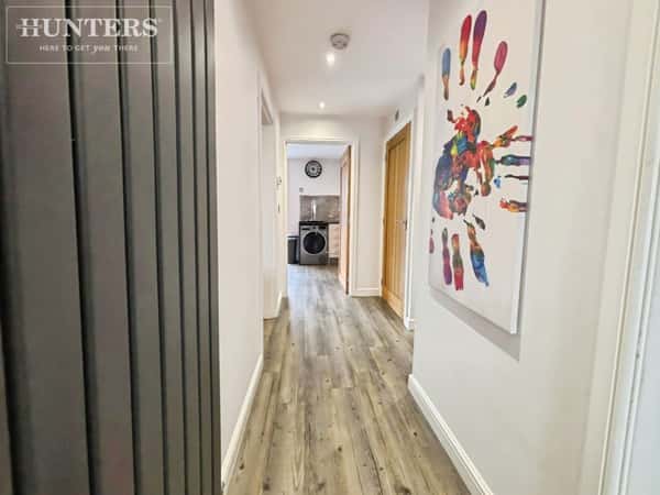 Old Royston Avenue, Barnsley - Image 6