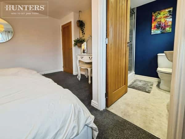 Old Royston Avenue, Barnsley - Image 8