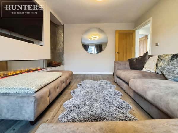 Old Royston Avenue, Barnsley - Image 15