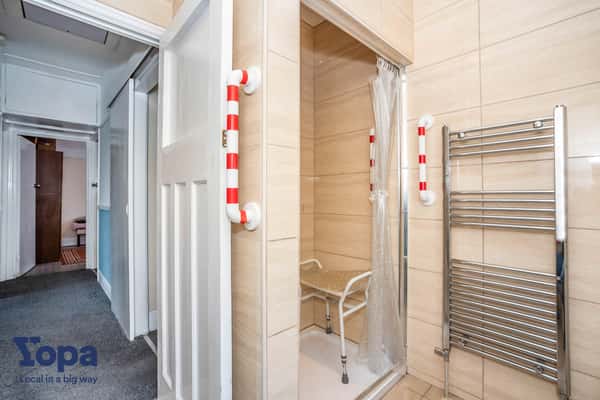 Oakdene Avenue, Erith - Image 16