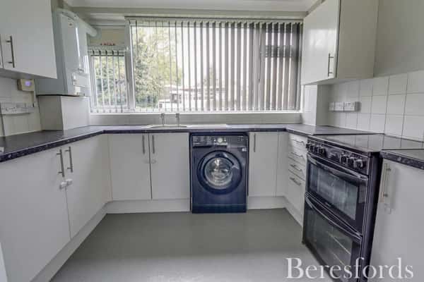 London Road, Brentwood - Image 6