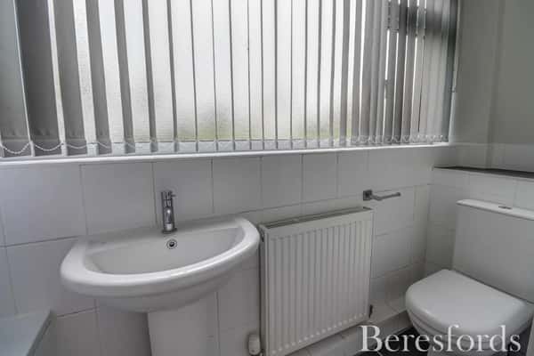 London Road, Brentwood - Image 10