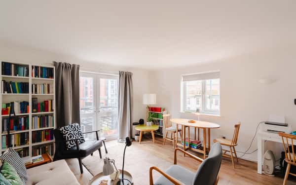 Ferrymans Court, Central Bristol - Image 2