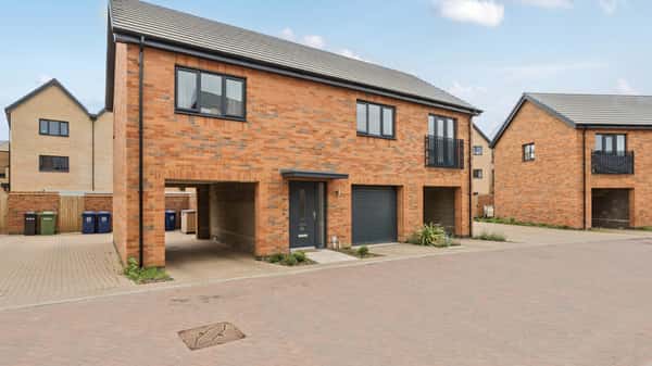 Hooper Crescent, St Neots - Image 1